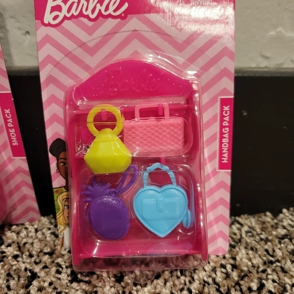 Barbie Accessories Lot of 3 Jewelry Necklace Shoes Handbags Purse Mattel 14 Pc
